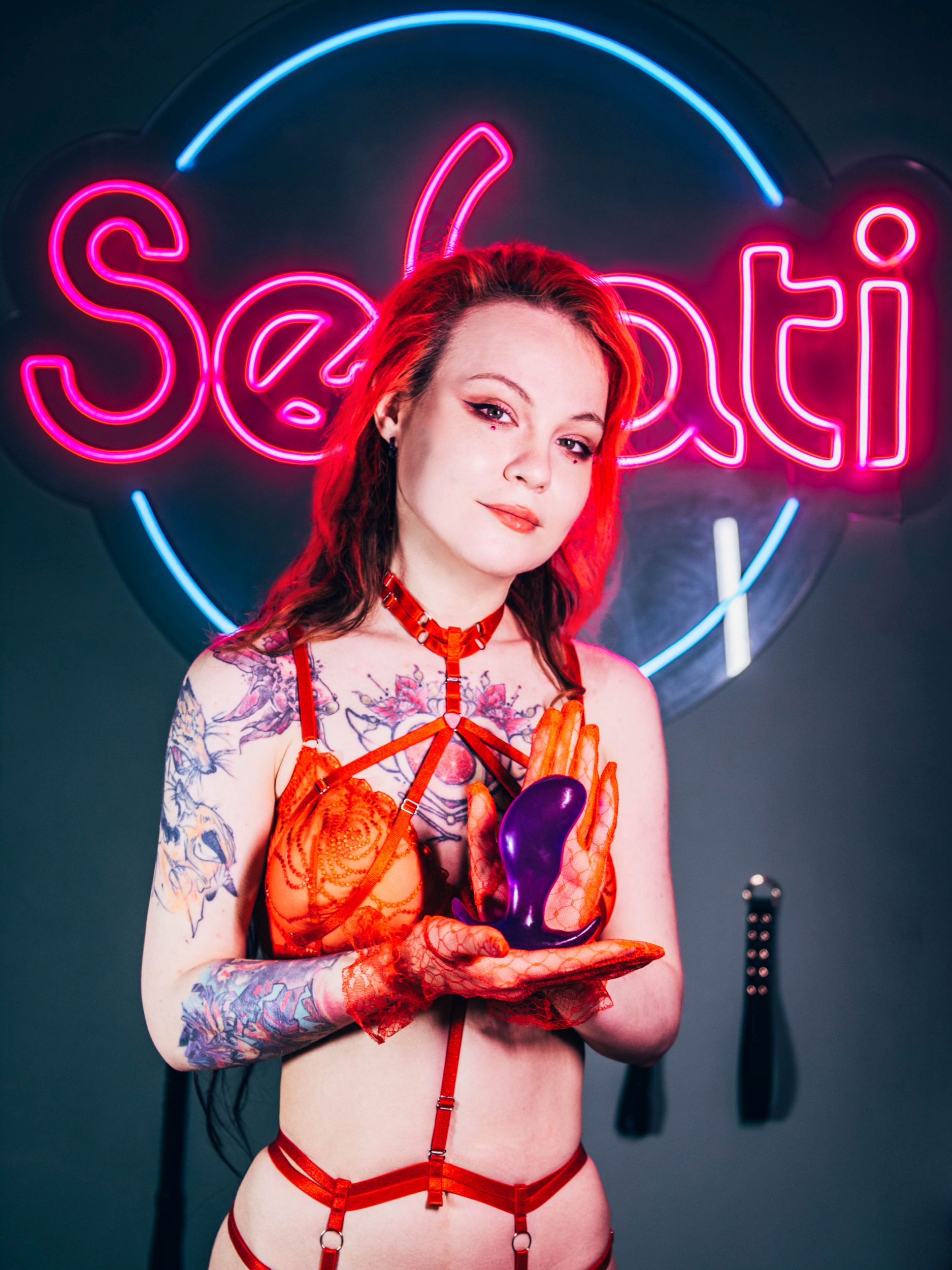 Анальная пробка SeSati, 12,5 см, прозрачная, изогнутая, для простаты preview 3